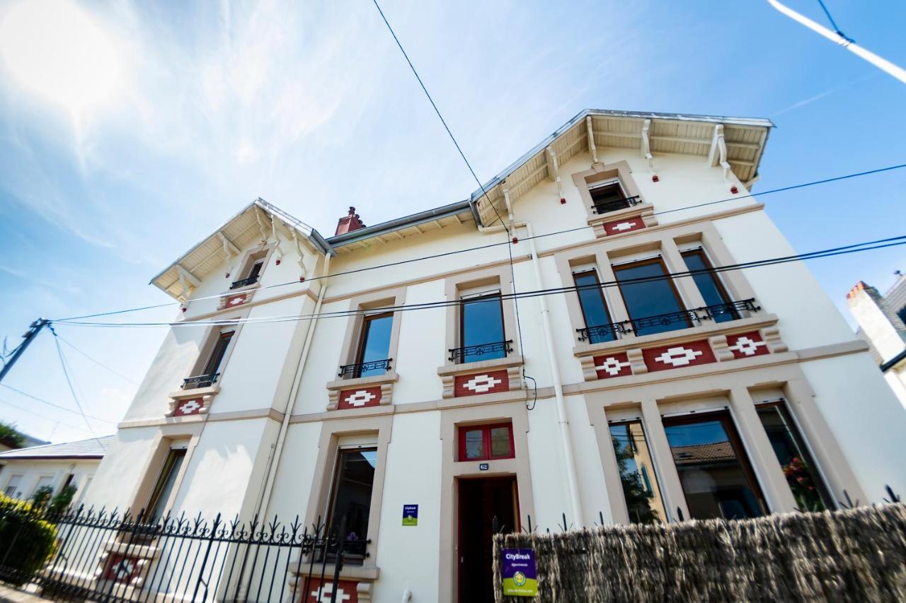 L'Enchantraine - Gite Tout Confort Et Tarif Tout Inclus - Appartement Spacieux Et Accueillant Sur Epinal Exterior photo